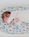 Small Oval/Moses Fitted Waterproof Sheet | Wild Dinosaurs