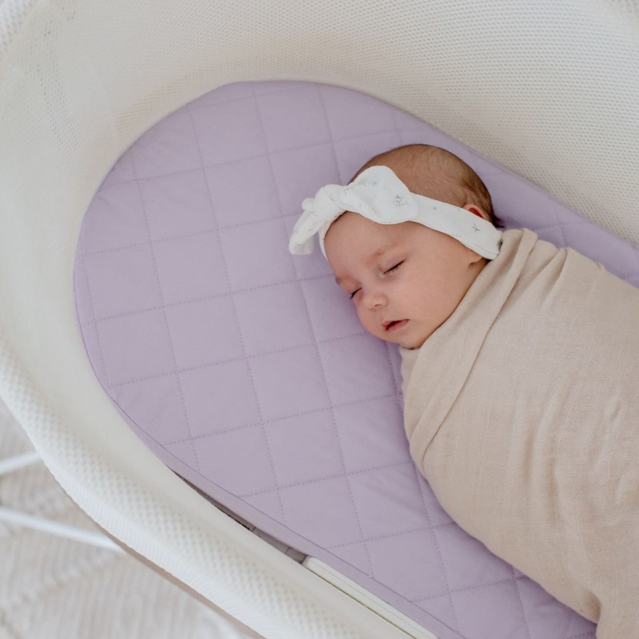 Moses basket bassinet sheets top