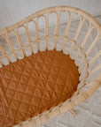 Small Oval/Moses Fitted Waterproof Sheet | Chestnut