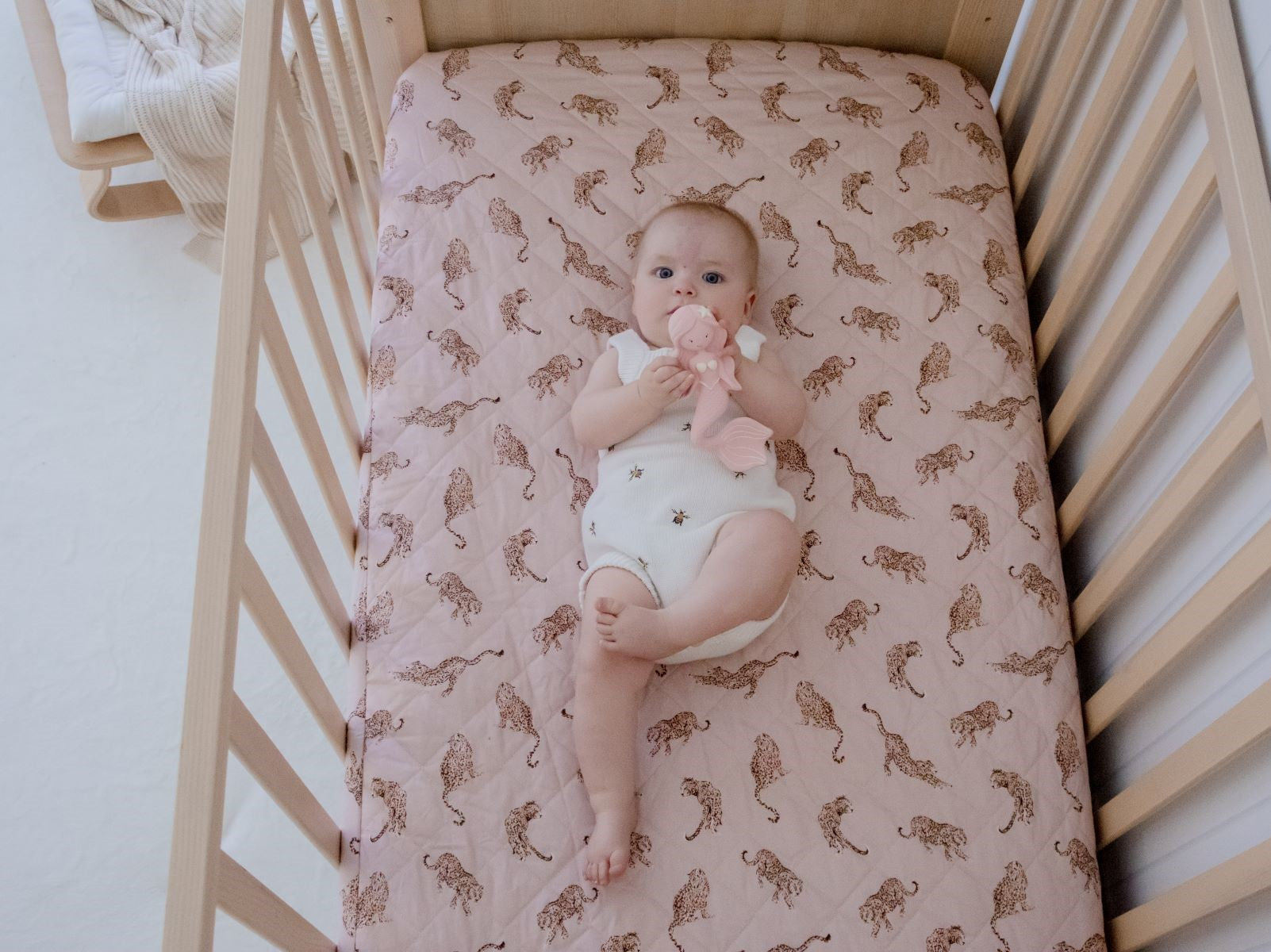 Waterproof Fitted Cot Sheet | Queen of the Jungle